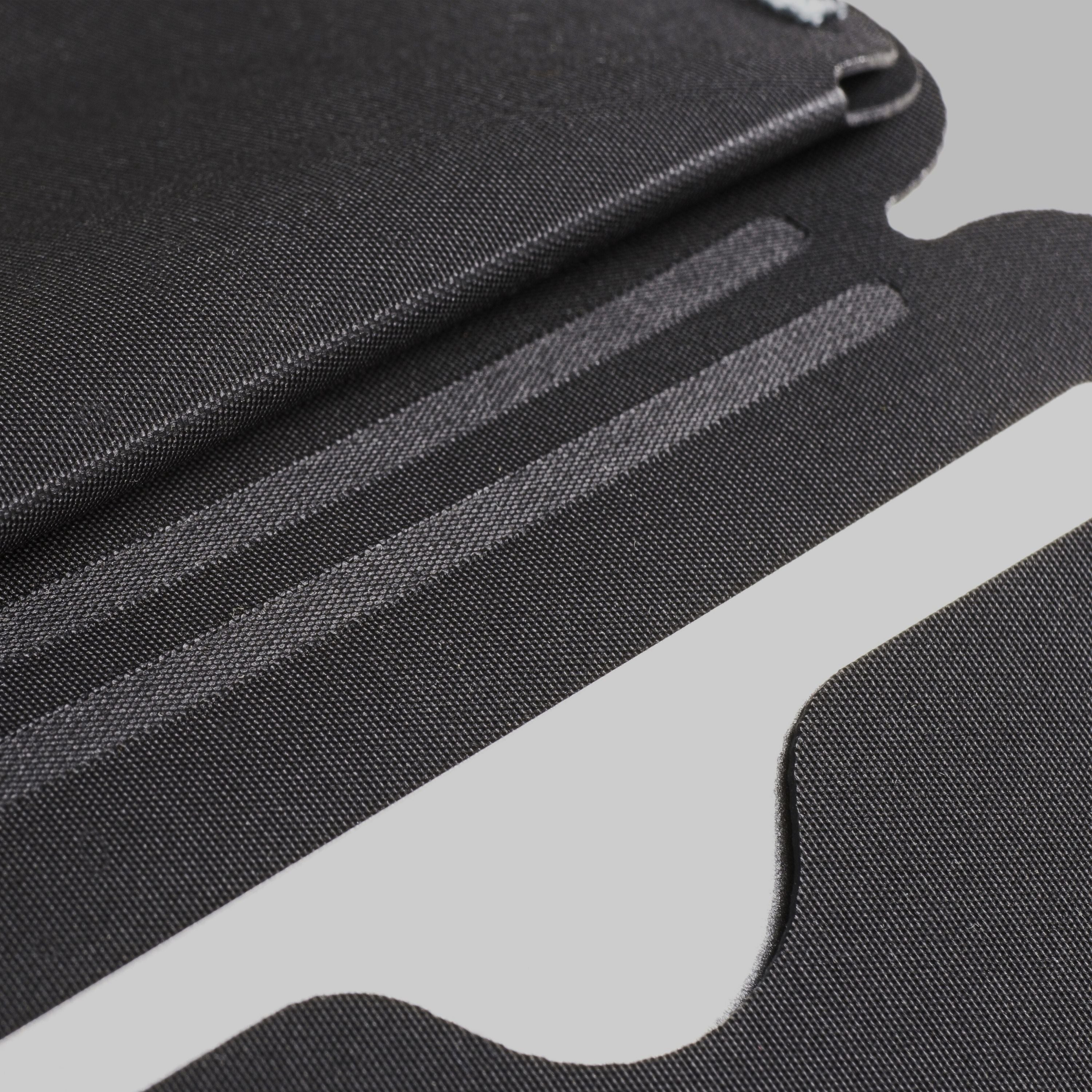 RE:02 CARD HOLDER
