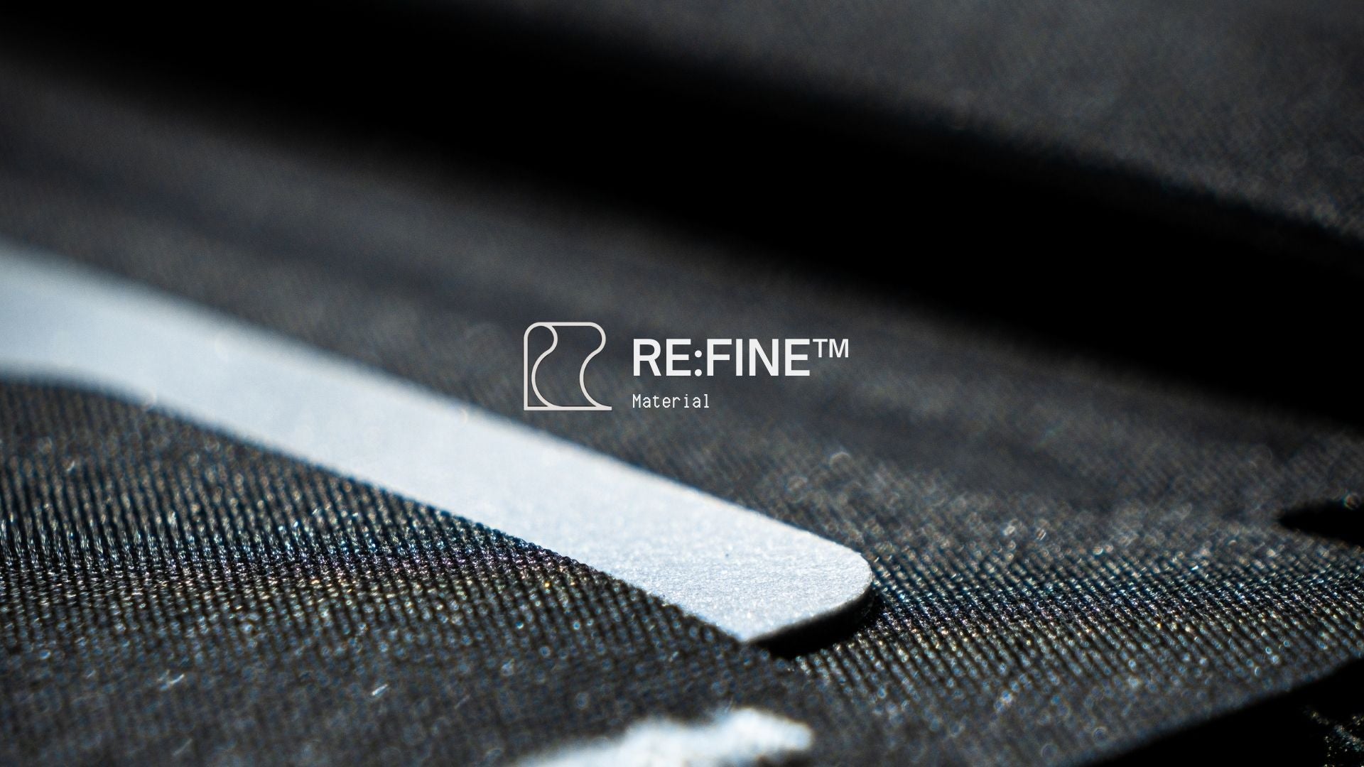 RE:FORM Wallets are Made from Super Slim and Extremely Sturdy RE:FINE Material